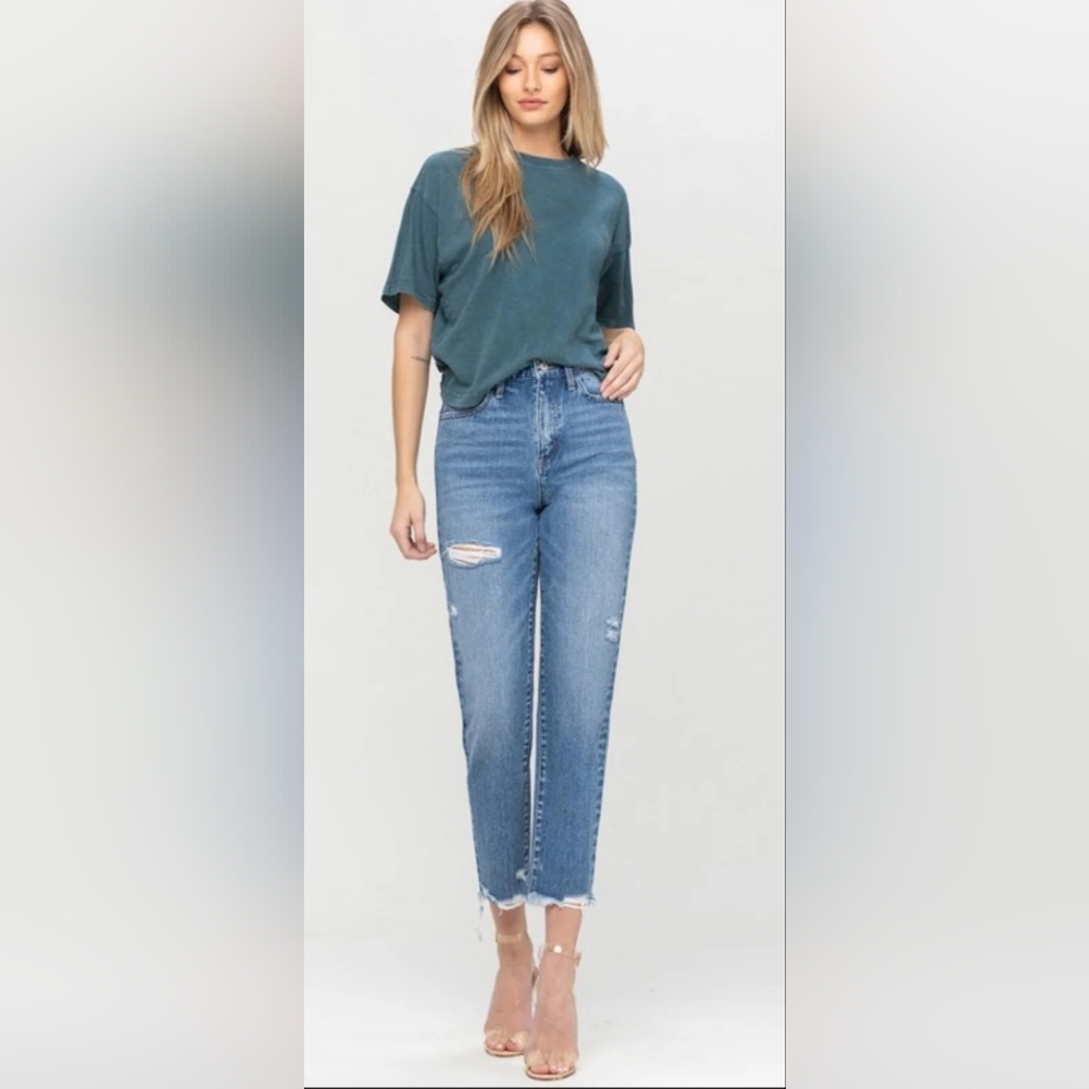 Vervet Crop Distressed Jeans